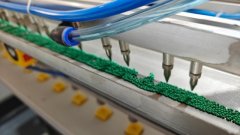 打制出Q系列人形机械 